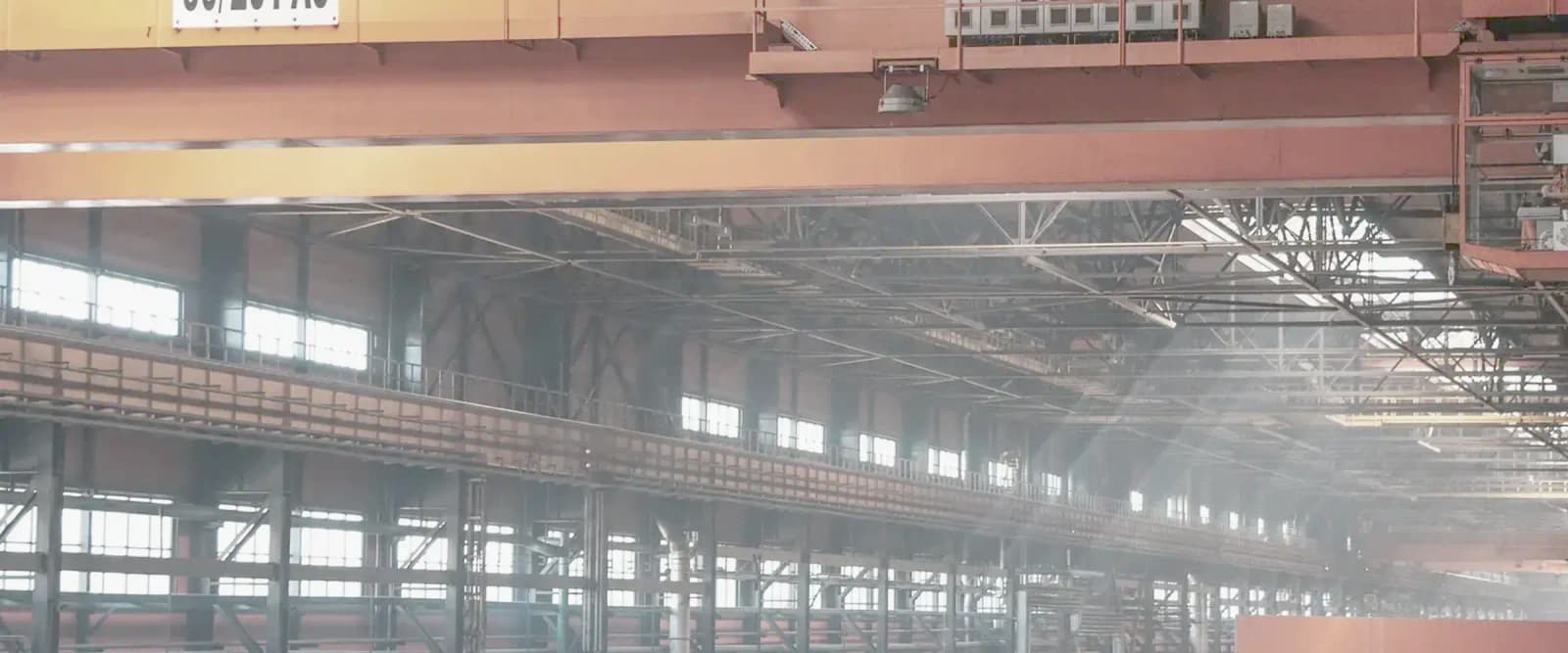 Heavy rolling mill machinery of the kind used in aluminium production